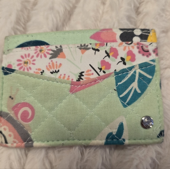 Vera Bradly Wallet In Mint Flower Patter - Picture 1 of 4